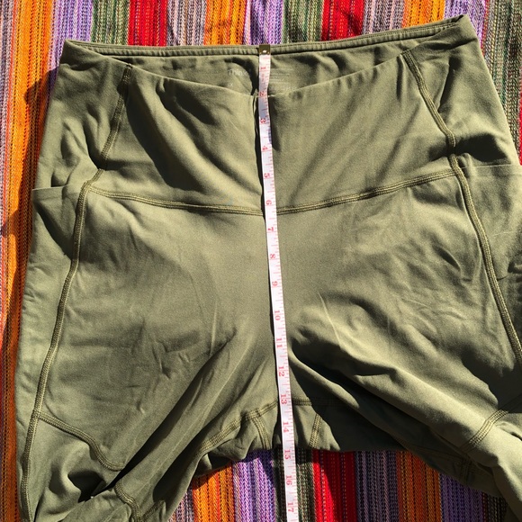 Thinx Leggings - Picture 9 of 12